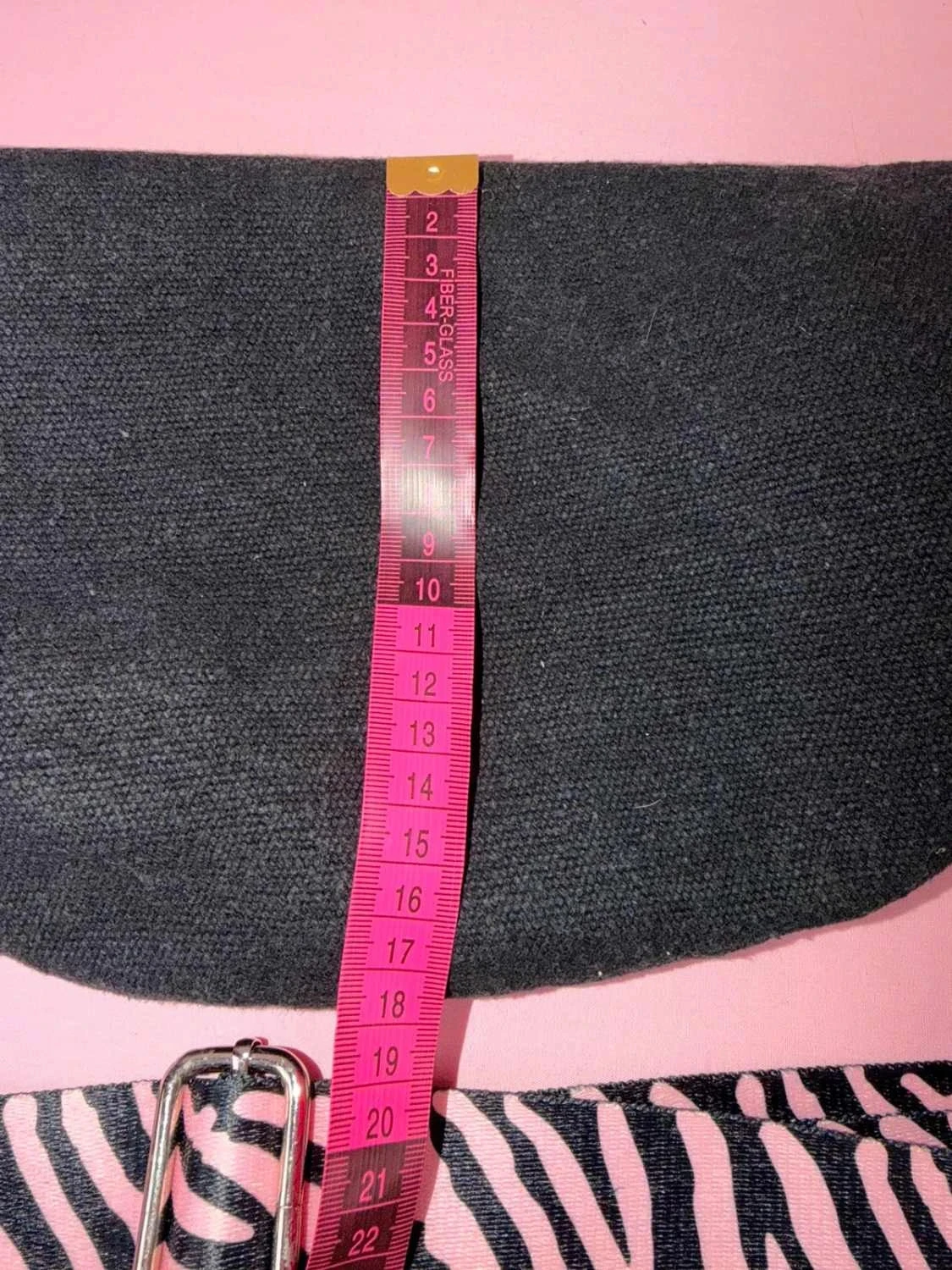 Grand sac banane créateur indépendant peu servie – photo 7